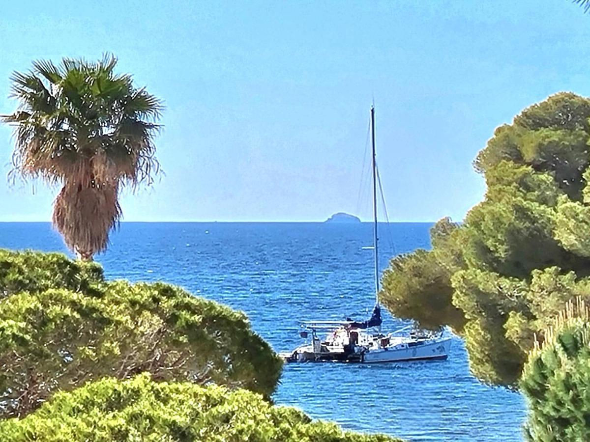 Petit Coin De Paradis Les Pieds Dans L'Eau La Londe-les-Maures Exterior photo